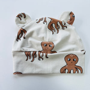 Eddie & Bee organic cotton Baby hat with ears  in Oat "Octopus" print.