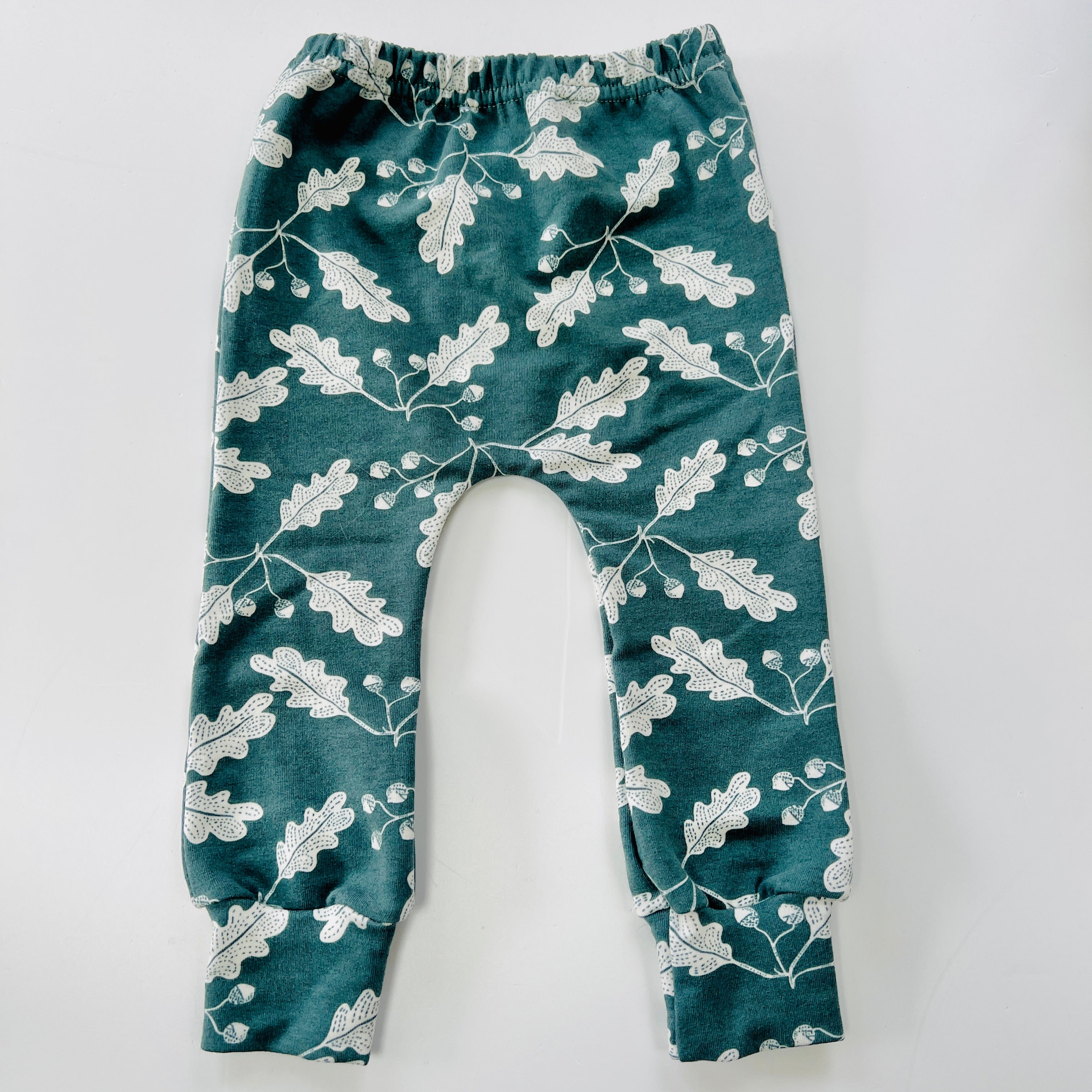 Eddie & Bee organic cotton leggings in Pine "Acorn Leaves" print. (Thicker Jersey Fabric)