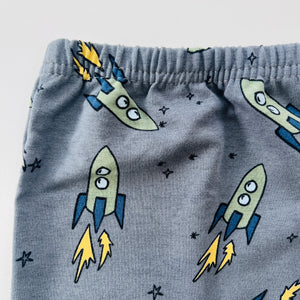 Eddie & Bee organic cotton leggings in Charcoal "Space Rockets" print. (Thicker weight fabric)
