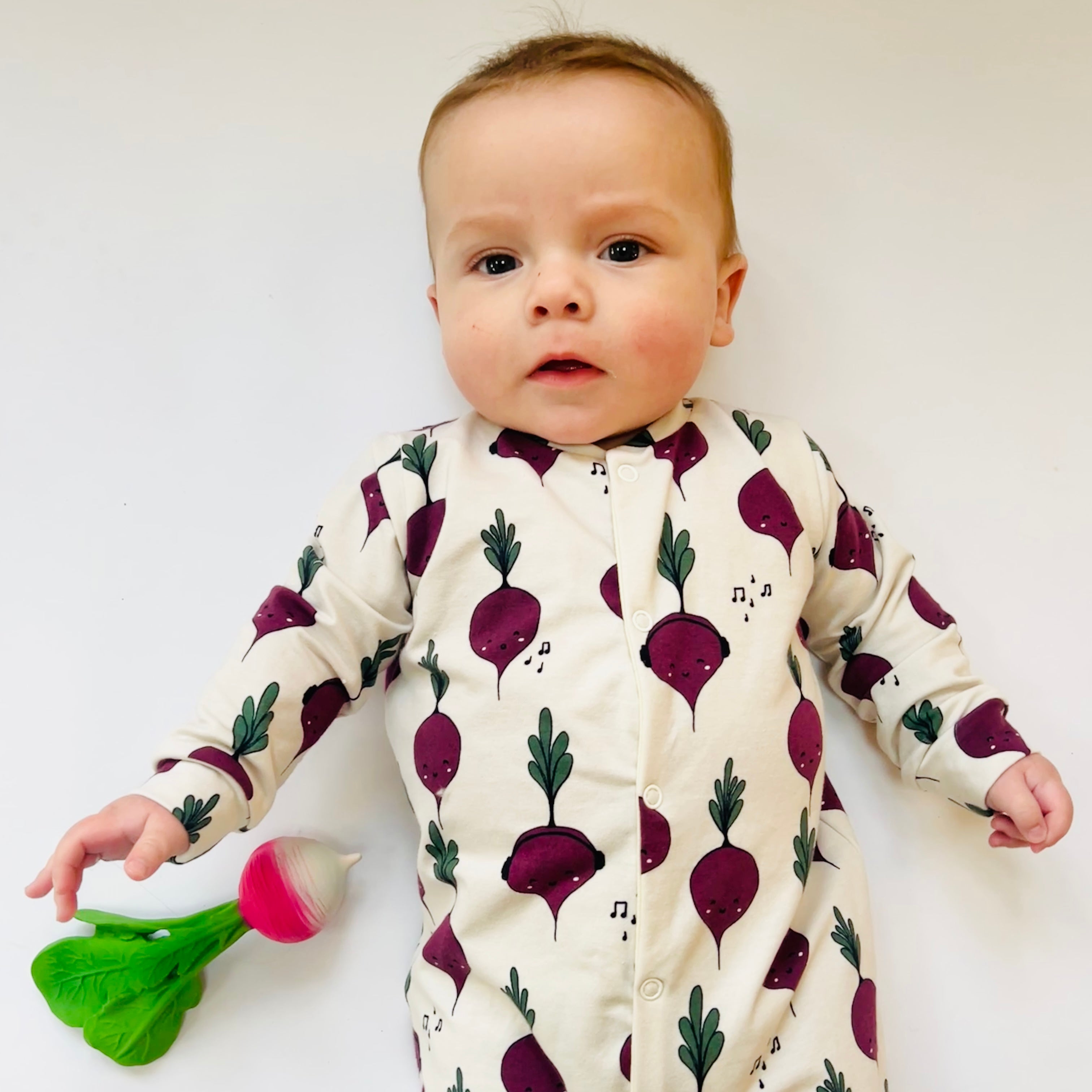 Eddie Bee organic cotton Baby sleep suit in Cream Beets Beetroot print