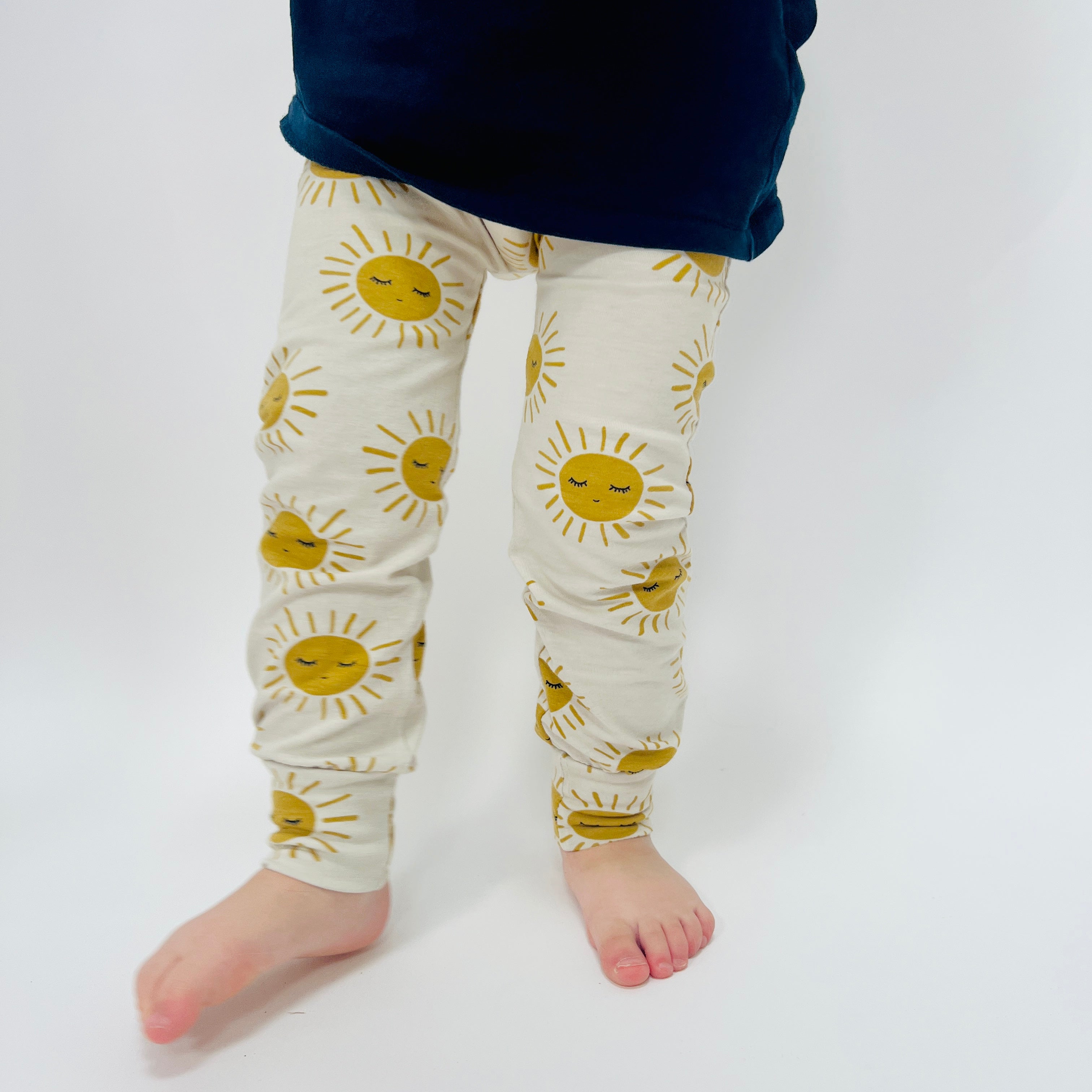 Eddie Bee organic cotton leggings in Oat Sunny print