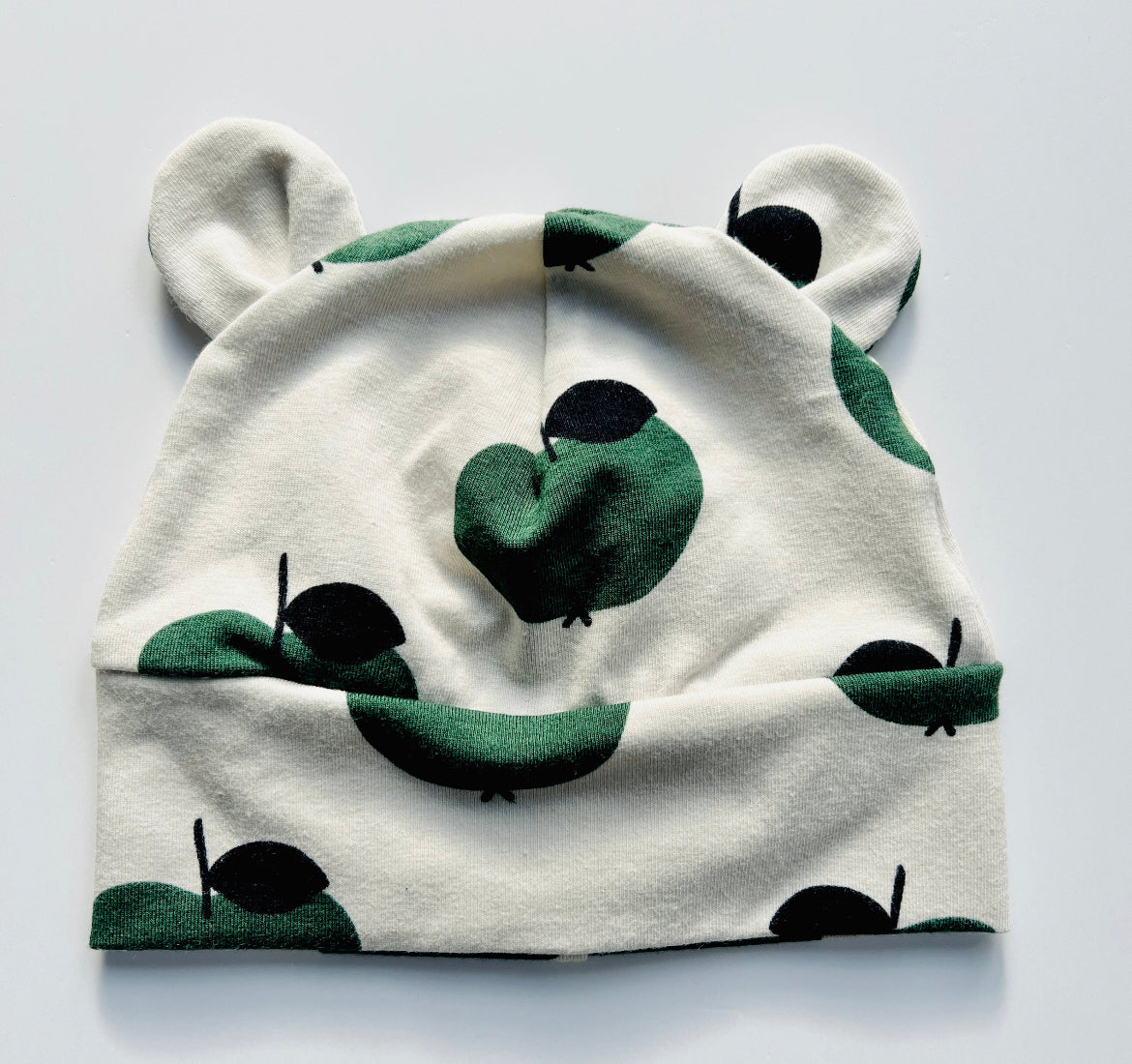 Eddie & Bee organic cotton Baby hat with ears  in Oat "Apple" print.