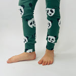 Eddie & Bee organic cotton leggings in Forest green "Panda" print.