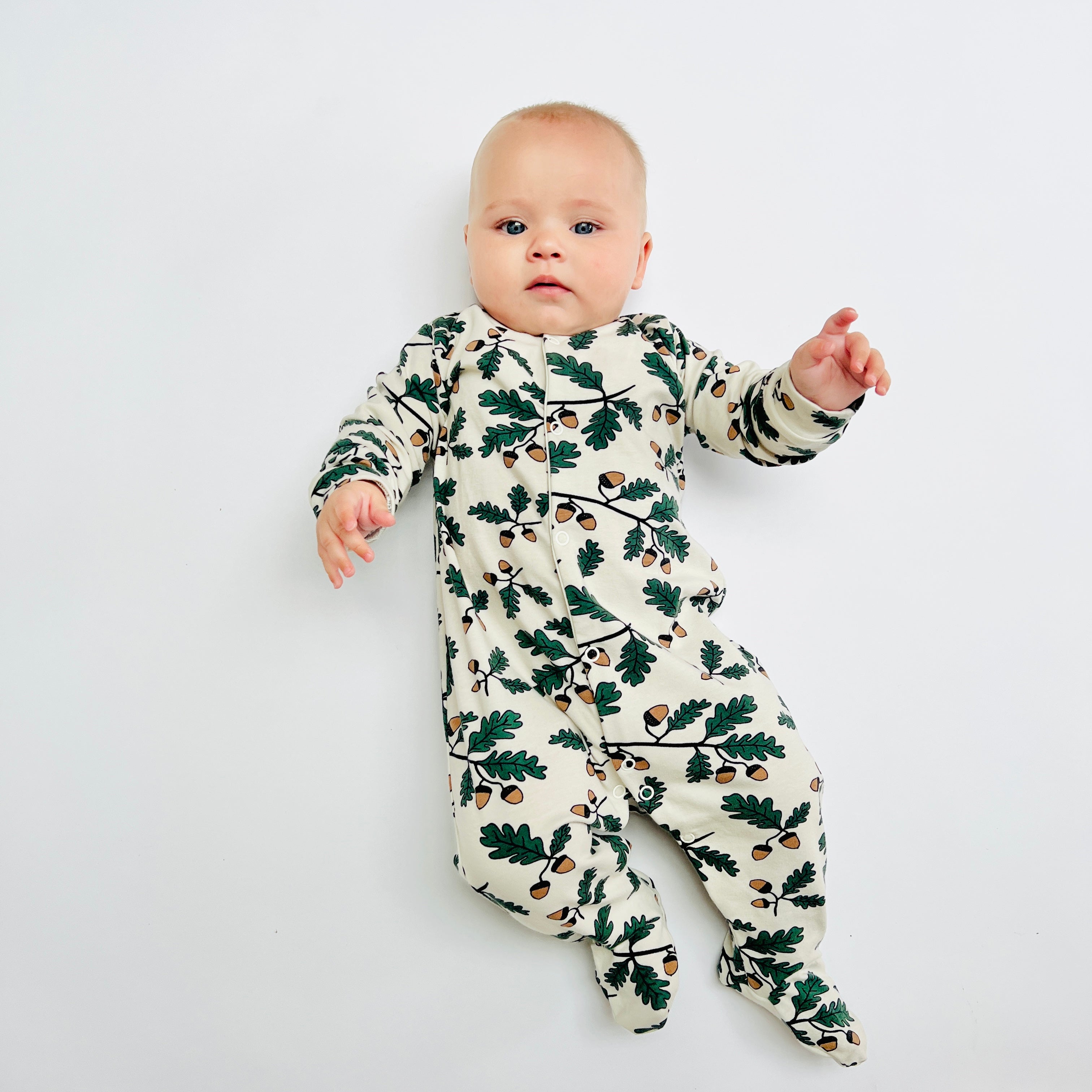 Eddie & Bee organic cotton Baby sleep suit  in Oat " Little acorn " print.